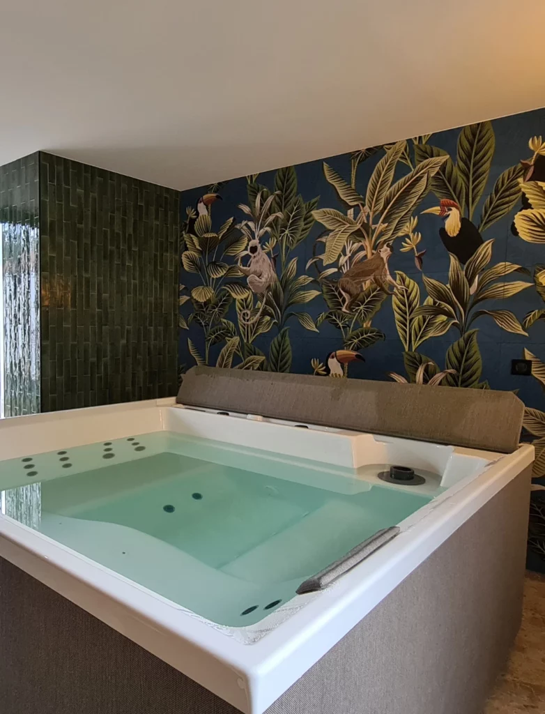 Spa jacuzzi espace bien-être en Vendée