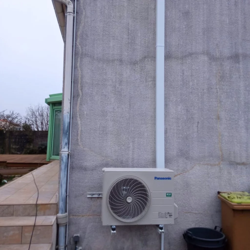 Unité extérieur climatisation réversible fontenay